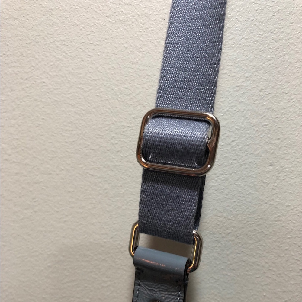 Coach Signature Crossbody - Picture 3 of 3